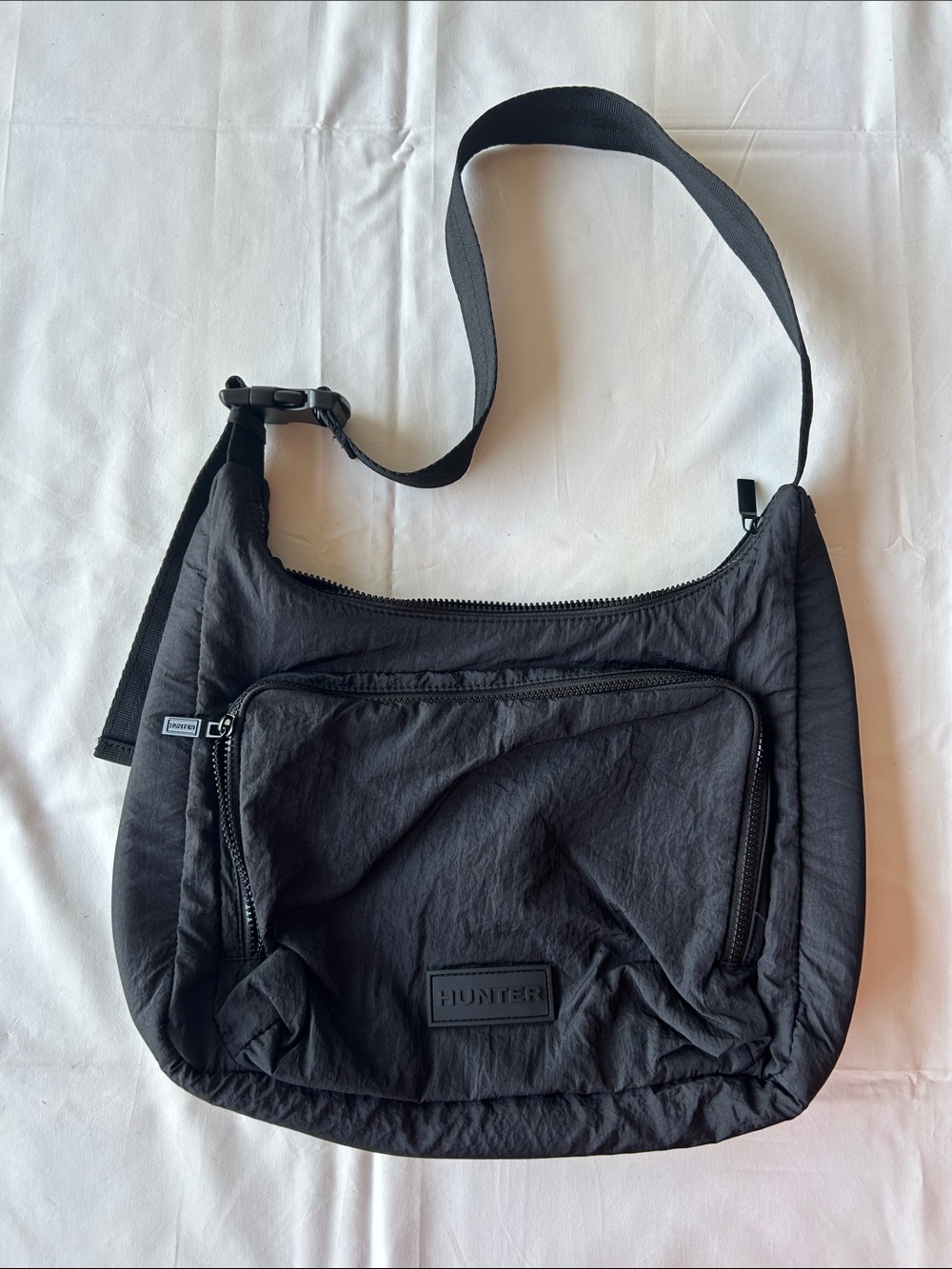 Hunter Black Messenger Crossbody Bag